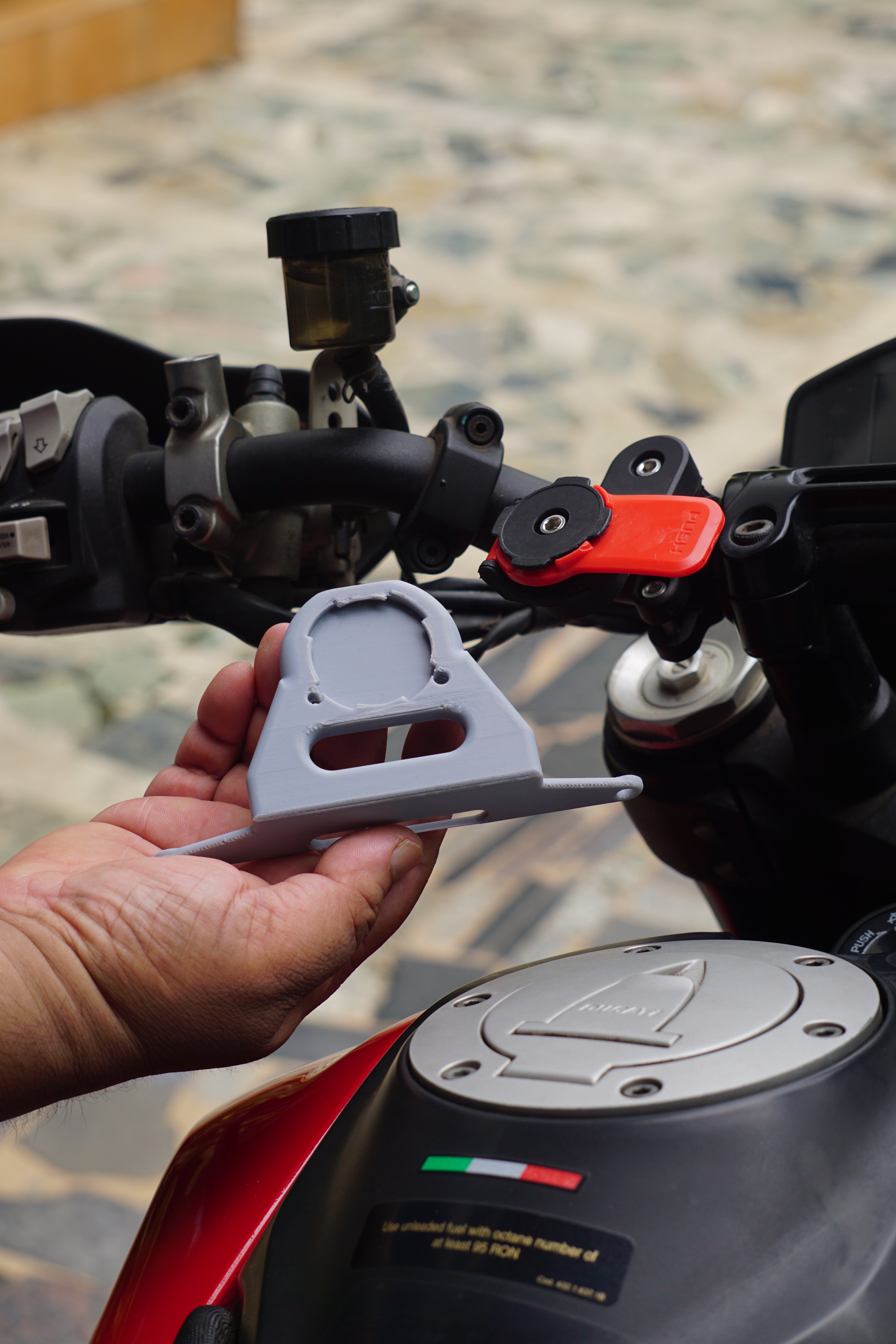 DJI RC2 Adapter for Twist & Go Phone Holder